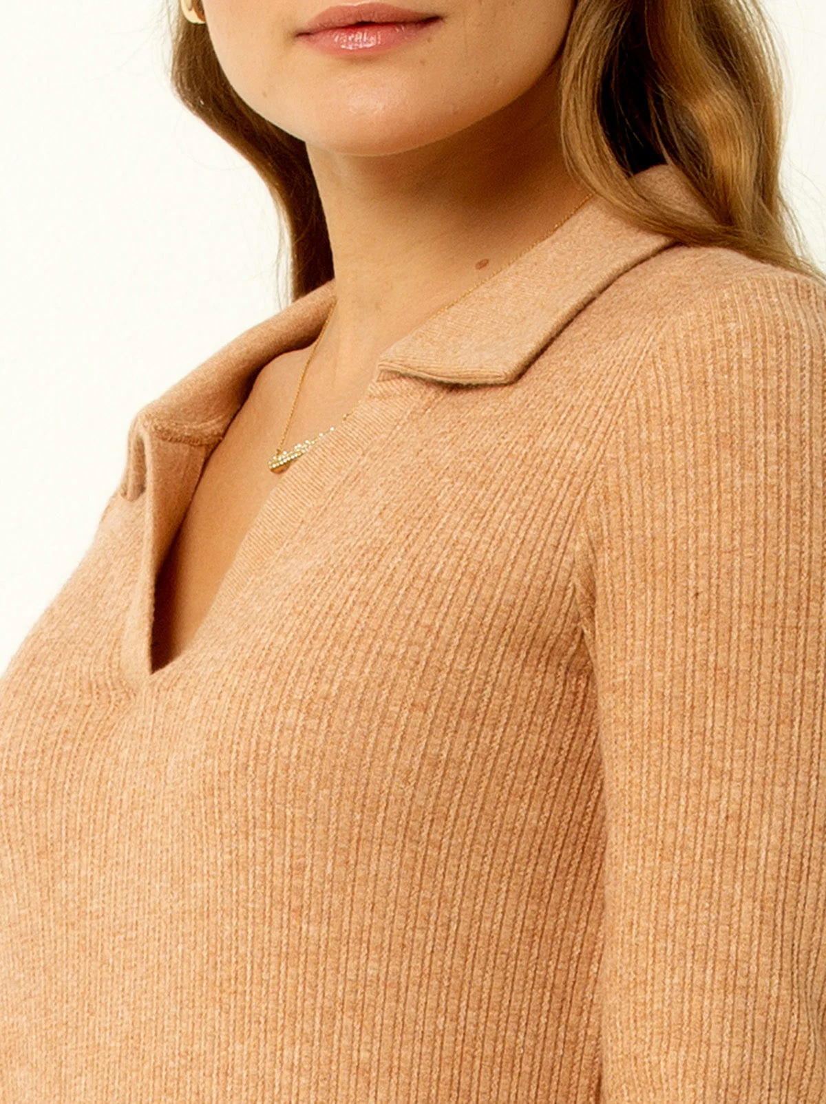 Single Stitch Classic Ribbed V-Neck Sweater with Collar - Image 13