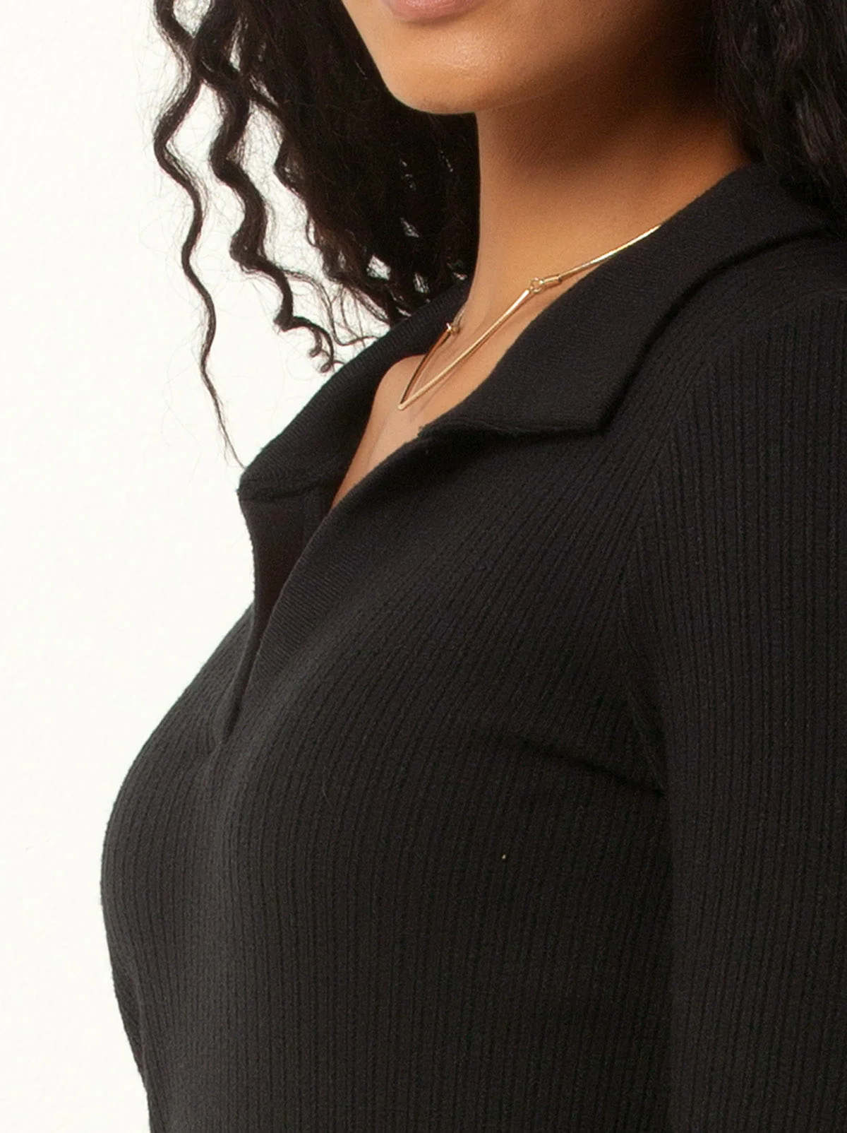 Single Stitch Classic Ribbed V-Neck Sweater with Collar - Image 3
