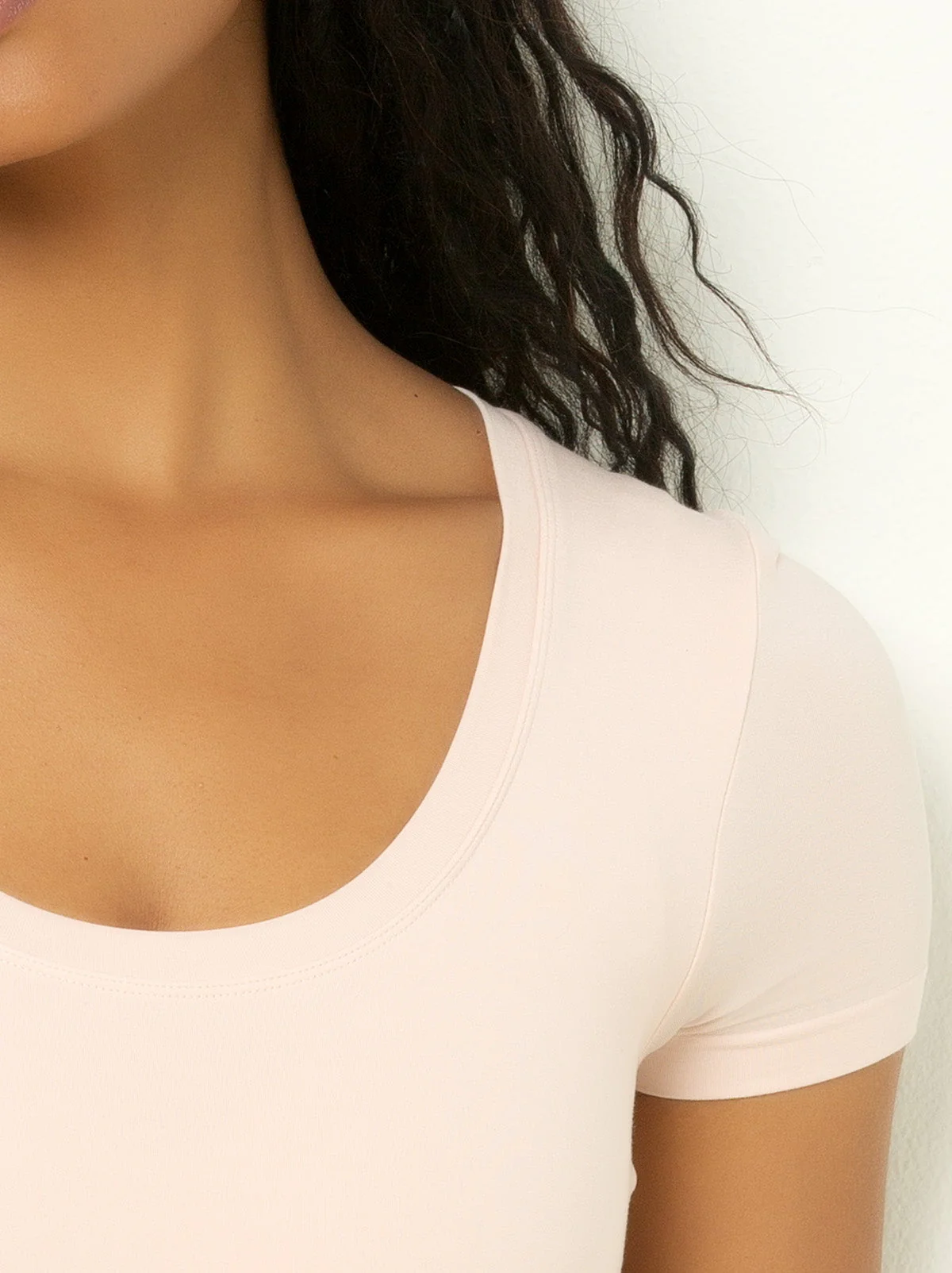 Single Stitch Seamless Modal Blend Bodysuit - Image 4