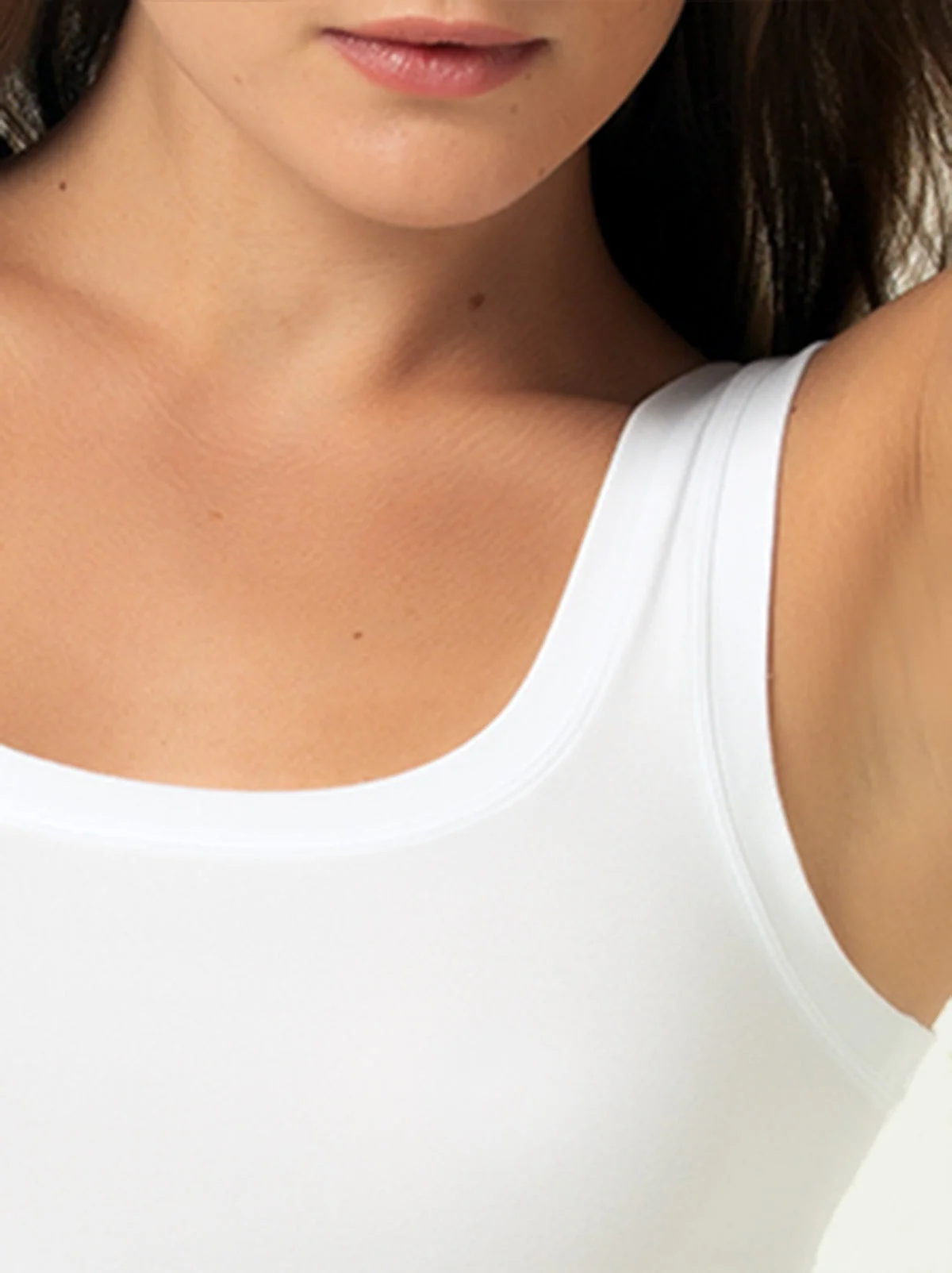 Single Stitch Seamless Modal Blend Tank - Image 3